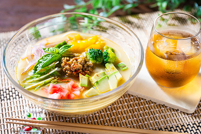 冷やし担々カレーうどん